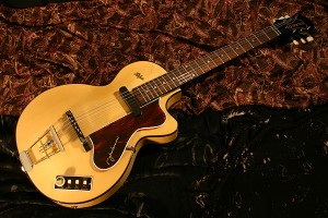 Hofner Club40
